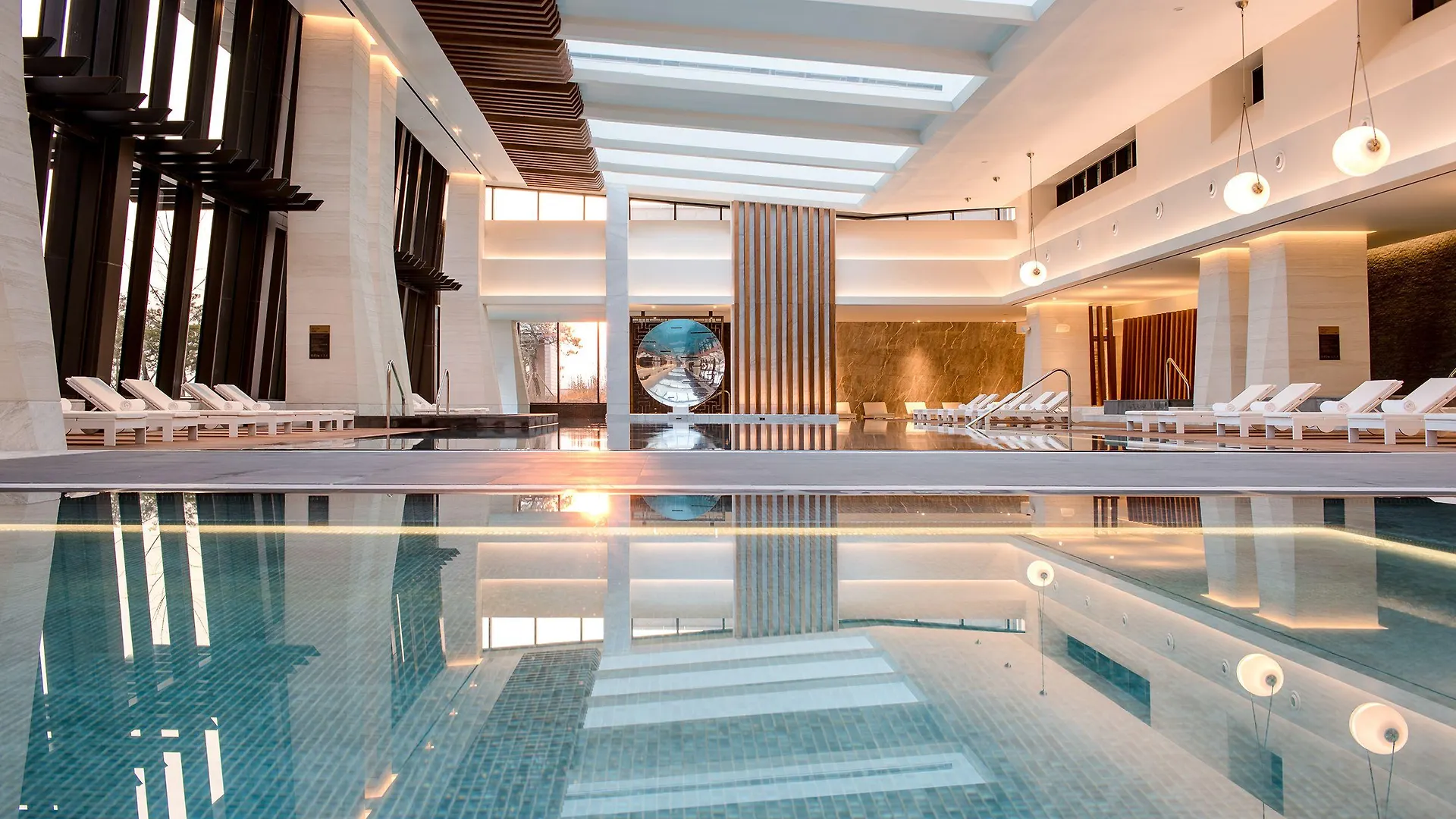 Art Paradiso, Paradise City Incheon 4*,  Korsel