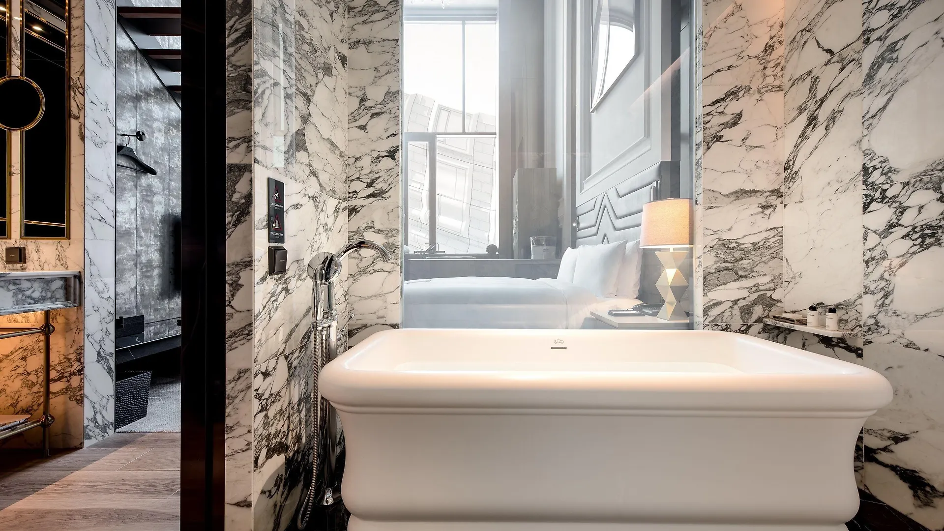 Art Paradiso, Paradise City Incheon Korsel