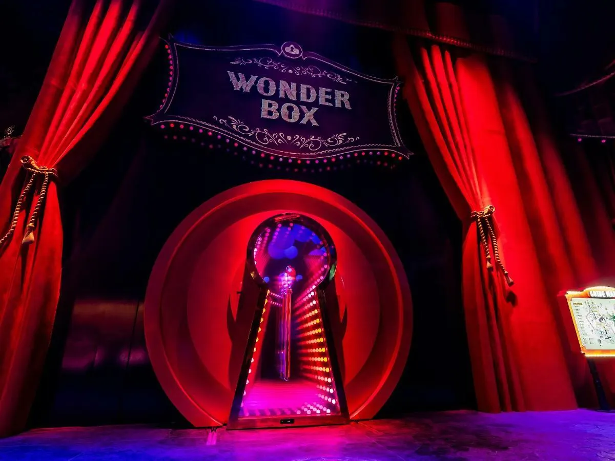 Art Paradiso, Paradise City Incheon 4*,