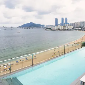 **** Hotel Aqua Palace Corea del Sud
