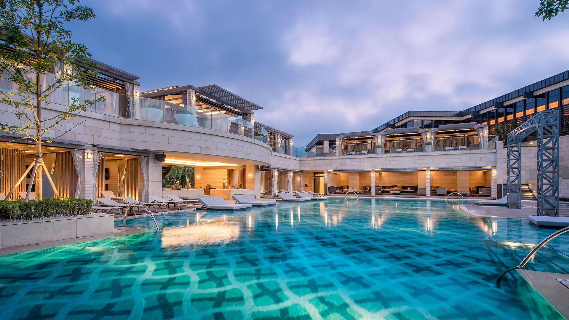 Art Paradiso, Paradise City Incheon Hotel