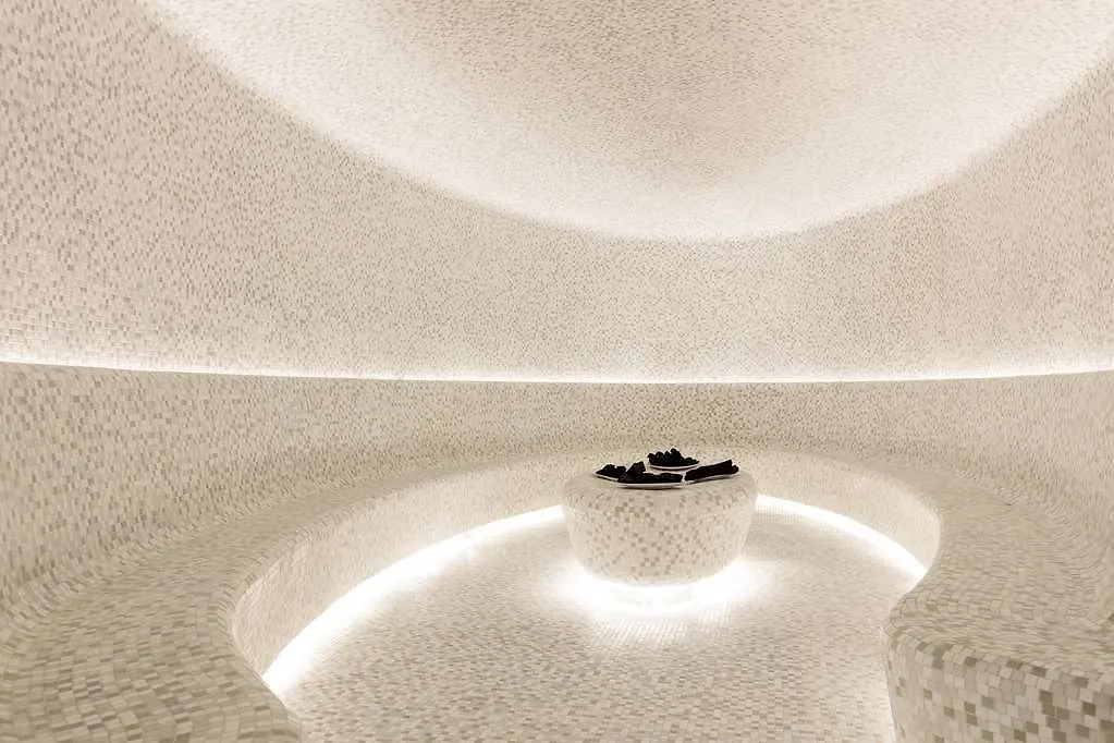 **** Hotel Art Paradiso, Paradise City Incheon South Korea